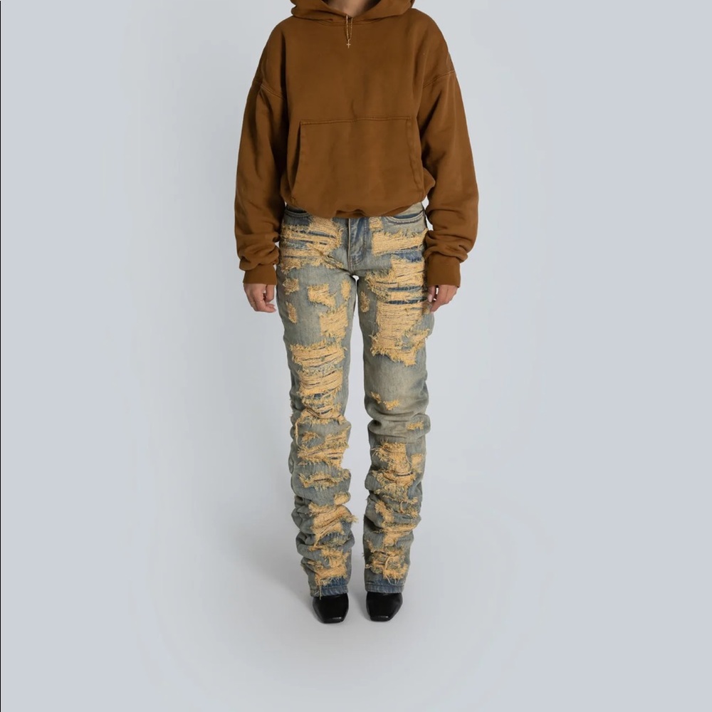 NYRVA distressed jeans